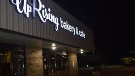 Mystery Diner in Lake in the Hills: UpRising delights with vegan ‘pulled pork’ mac and cheese and more
