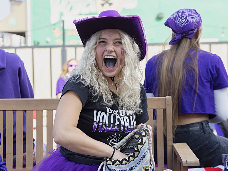 Go Purple: Dixon’s homecoming parade showcases school spirit