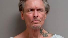Ex-jailhouse informant facing New Lenox home invasion charge also accused of Joliet crash