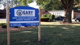West Chicago teacher who posted pro-ICE comment resigns 