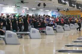 Photos: Regional boys bowling in Peru