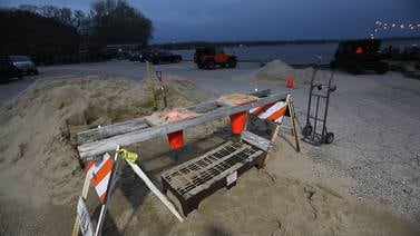 McHenry County pounded by rain; officials close Chain O’ Lakes as floodwaters rise