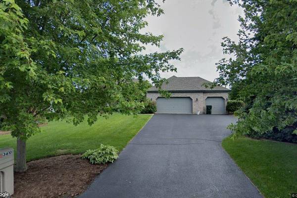 Single-family home sells for $482,000 in Algonquin