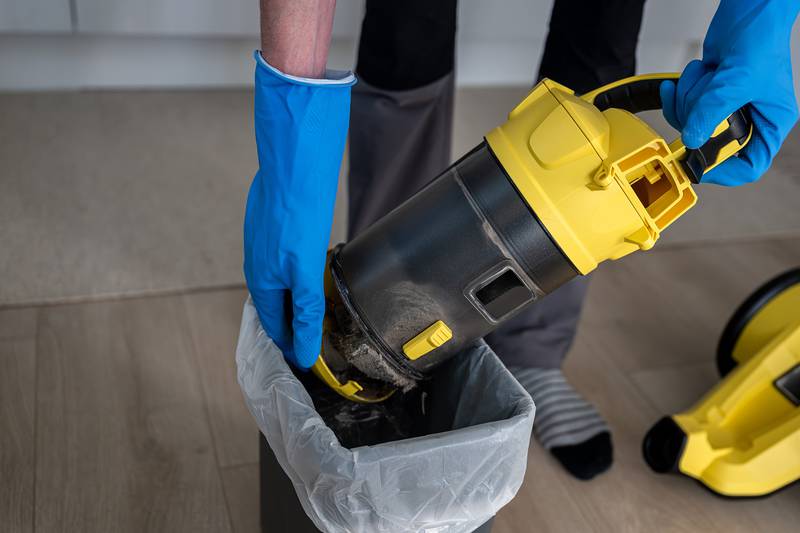 Merry Maids of Sycamore  - How to Clean a Vacuum Cleaner