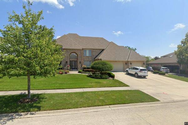 Sale closed in Orland Park: $715,000 for a single-family home