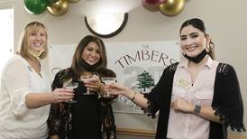 Shorewood assisted living facility celebrates 20 years of senior living