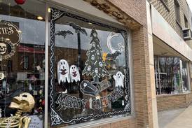 Ottawa artist brightens downtowns with holiday windows