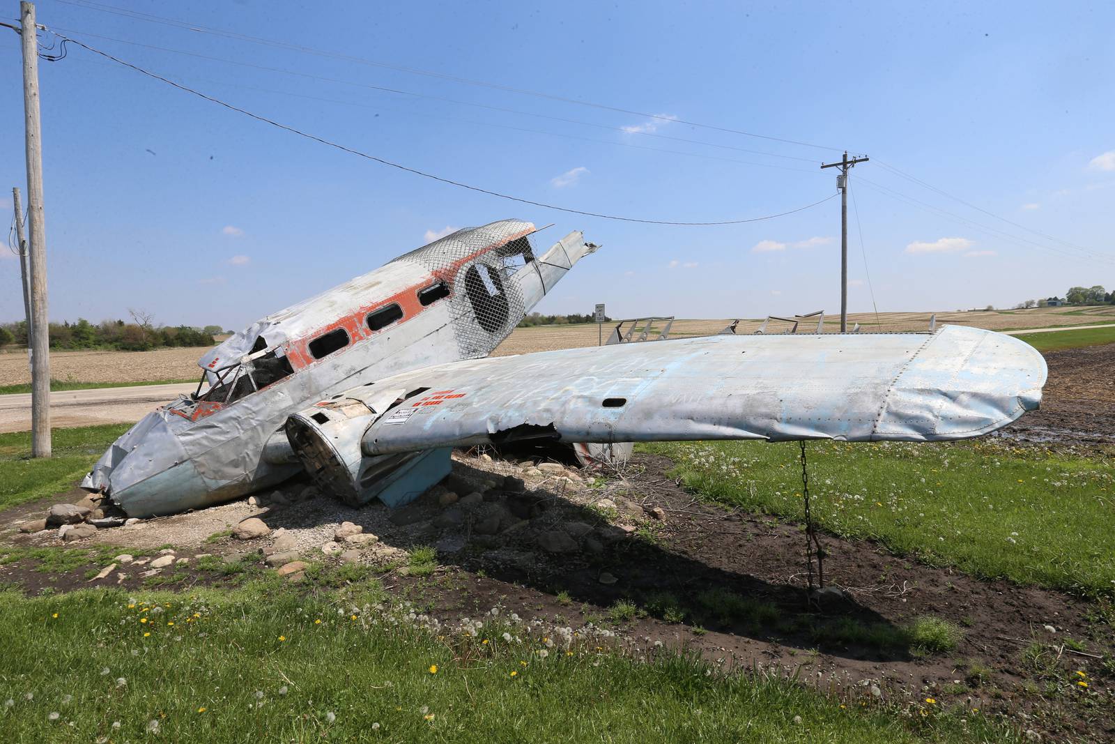 Photos 22 roadside oddities in the Illinois Valley Shaw Local