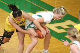Photos: Putnam County vs Seneca girls basketball