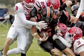 Unbeaten Milledgeville slips past South Beloit in 8-man football quarterfinal