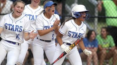Softball: Paige Murray, St. Charles North hold off Fremd in sectional semifinal