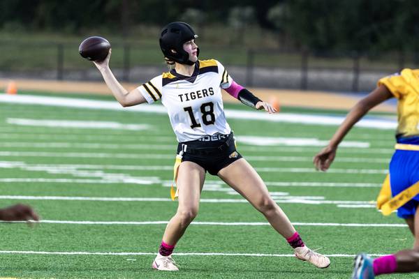 Joliet West caps flag football regular season with 46-0 win over Joliet Central