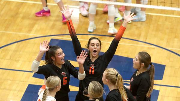 Photos: Woodstock North vs. Crystal Lake Central girls volleyball Class 3A Regional regional championship 