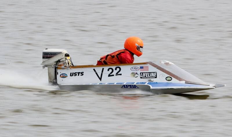 Camden Vasquez races in the K-Pro Hydro event during the US Title Series Pro National Championship Boat Races on Saturday, July 27, 2024 at Lake DePue.
