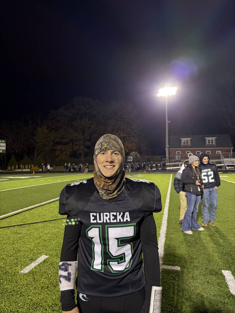 Eureka senior quarterback Austin Gerber completed 9 of 12 passes for 211 yards and three touchdowns, while adding a rushing touchdown as the Hornets defeated Peotone 29-22 in the playoffs.
