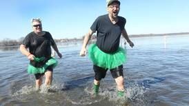 With quick jump into icy waters, Fox Lake plungers raise $26,000 for Special Olympics