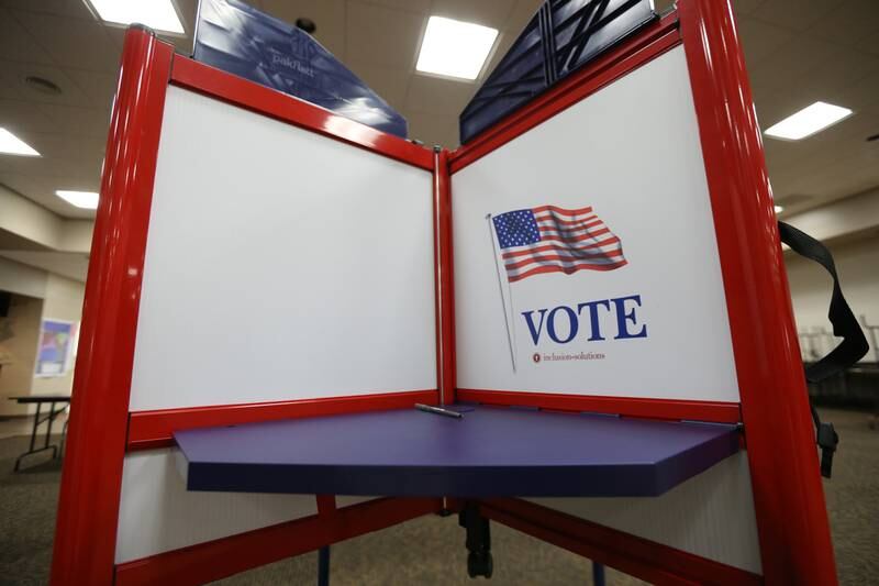 An empty voter boot awaits a voter at the Knights of Columbus Hall on Tuesday, Nov. 8, 2022 in Ottawa.