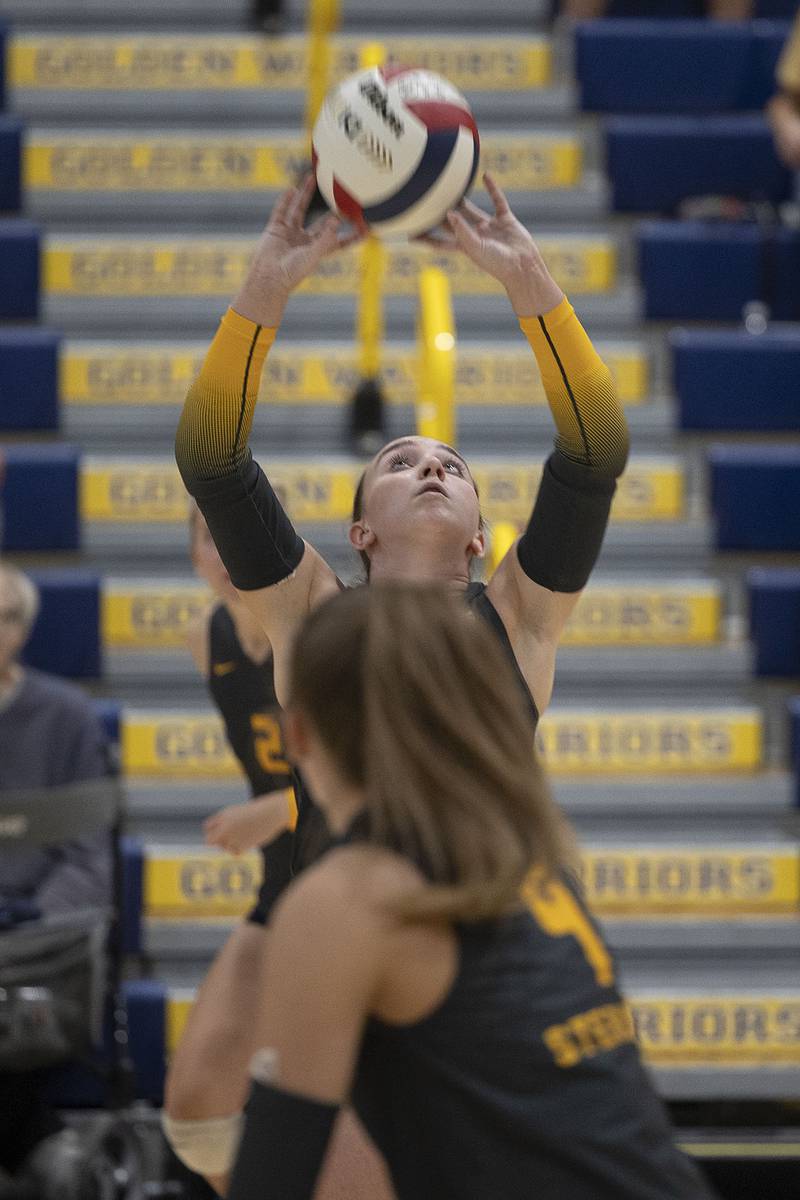 Sterling’s Sydney Giffin sets the ball against Alleman Thursday, Sept. 25, 2025.
