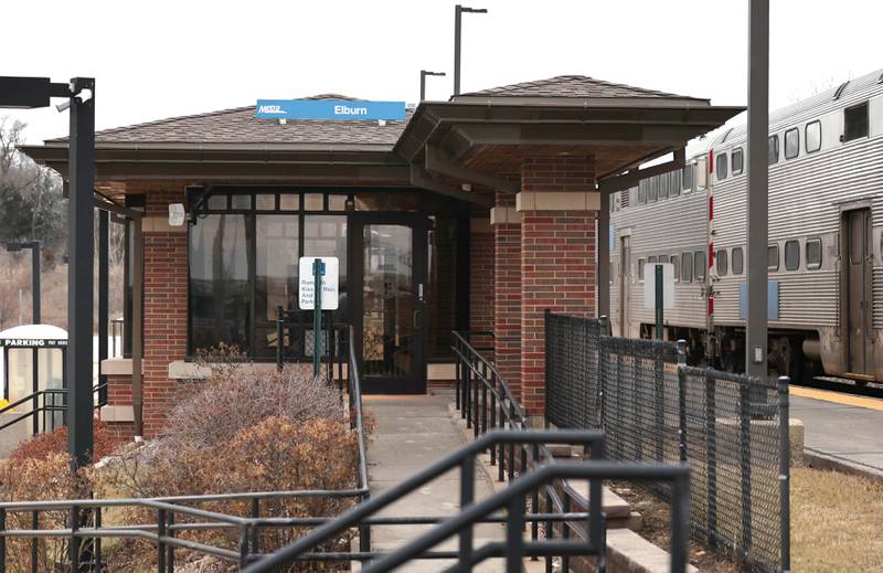 A train arrives Thursday, Jan. 12, 2023, at the Elburn Metra Station.