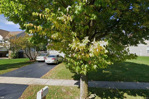 Single-family home sells for $373,000 in Crystal Lake