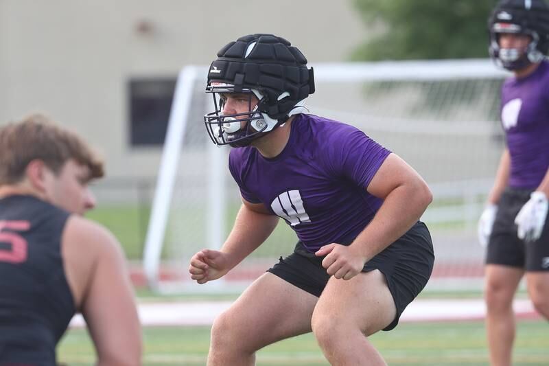 Wilmington linebacker Zach Ohlund reacts to the snap at Morris’ 7 on 7 scrimmage on Tuesday, July 23, 2024.