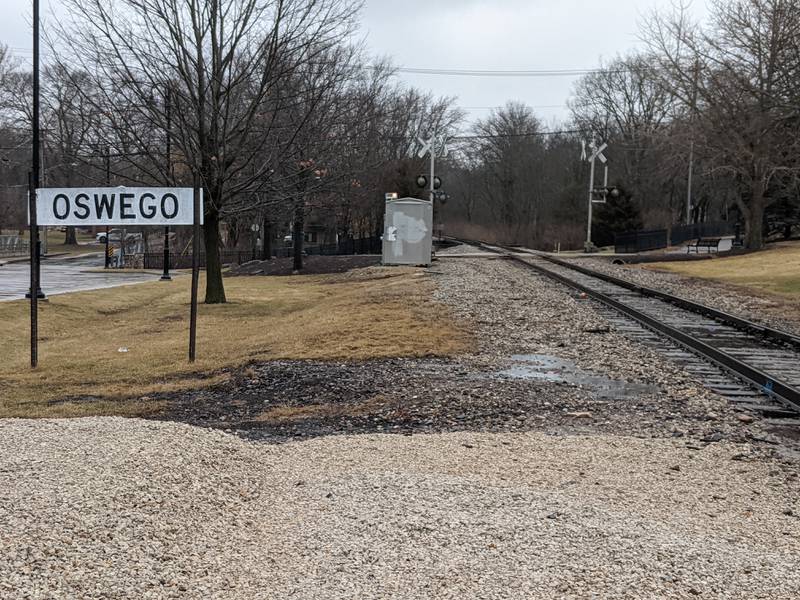 The proposed commuter service would only go through the downtowns of Oswego, Yorkville and Montgomery and then head into Union Station in Chicago.