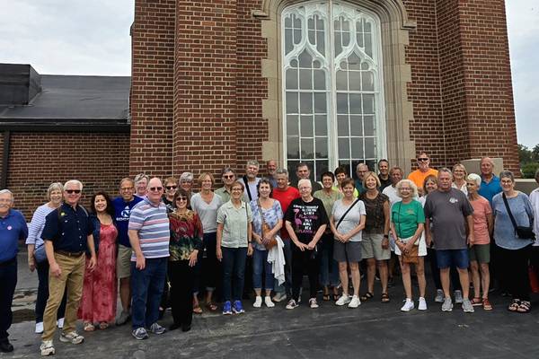 L-P High School Class of 1975 breaks attendance record at 50th reunion