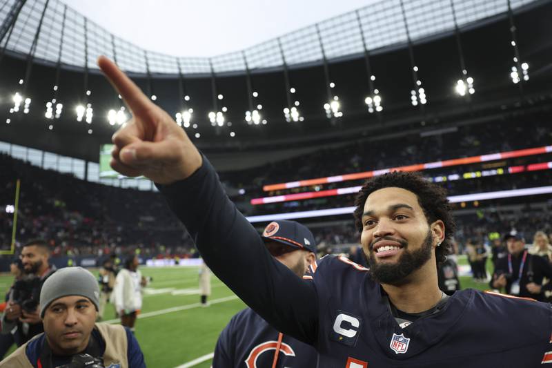 Chicago Bears quarterback Caleb Williams (18) gestures as he reacts after an NFL football game at the Tottenham Hotspur stadium between the Jacksonville Jaguars and Chicago Bears in London, Sunday, Oct. 13, 2024. (AP Photo/Ian Walton)