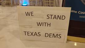 Kane County Democrats welcome Texas lawmakers who fled to Illinois