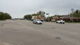 Chicago man charged with DUI after 3-vehicle crash in Crystal Lake, police say 