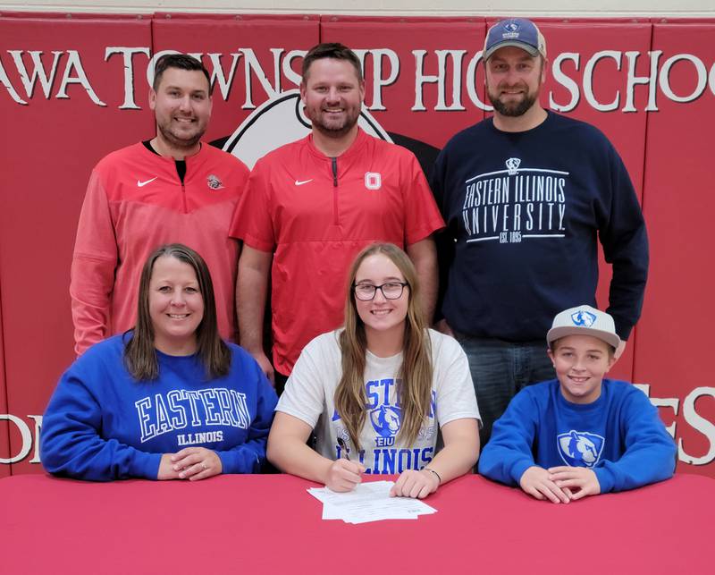 Ottawa High School senior McKenzie Oslanzi signed her National Letter of Intent on Wednesday to continue her education at Eastern Illinois University and her softball career at the NCAA Division I level with the Panthers. McKenzie was joined by (back row from left) Ottawa assistant softball coach Chad Gross, Ottawa head softball coach Adam Lewis, her father Steve Oslanzi, while bookended by her mother Jennifer Oslanzi and brother Jack Oslanzi.