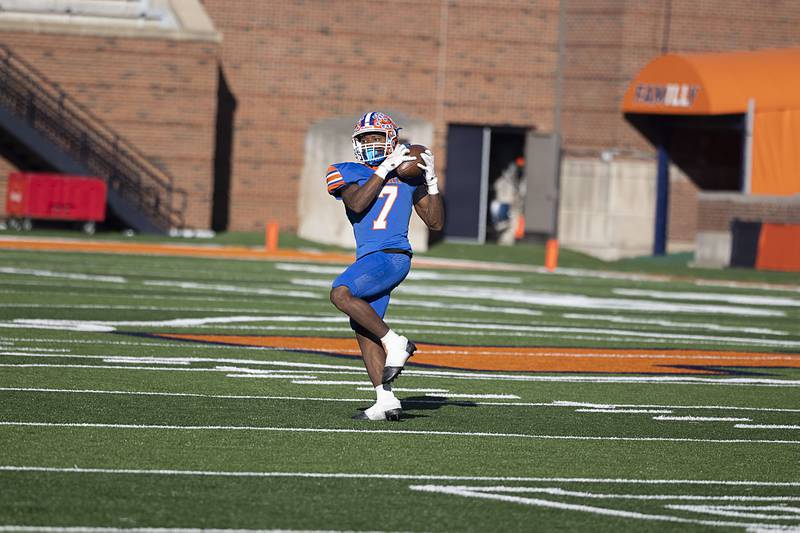 St. Teresa’s Bryce Hendrix secures a wide open pass and runs it in for a TD against Tri-Valley in the class 2A IHSA football state championship game Friday, Nov. 25, 2022.