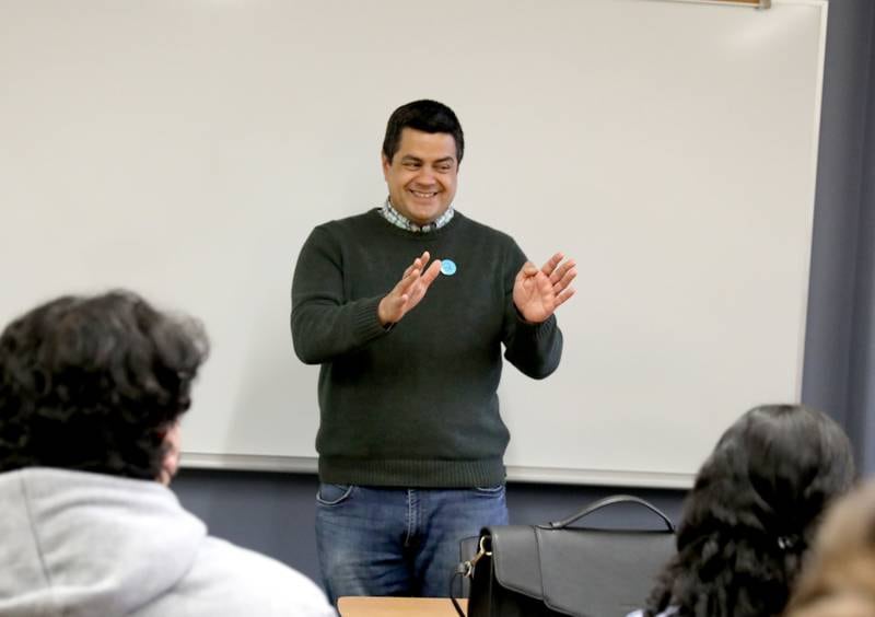 Antonio Ramirez is a professor of political science at Elgin Community College.