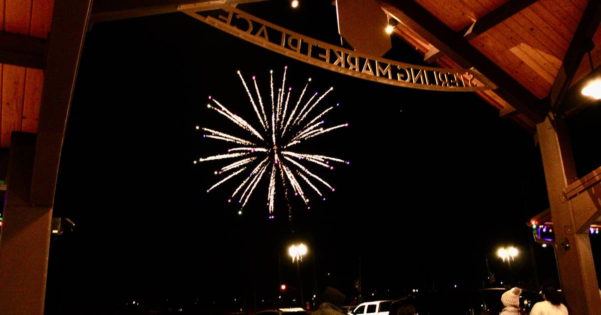 Photos Fireworks part of Seasonal Sights and Sounds in Sterling Shaw