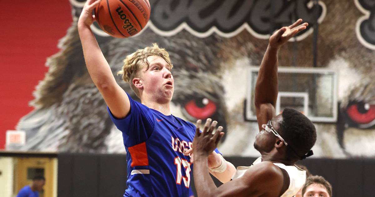 Boys basketball Hayden Hodgson, GenoaKingston crash boards, turn up