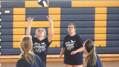 Hinckley-Big Rock, Hiawatha get in early reps with girls volleyball-basketball doubleheader