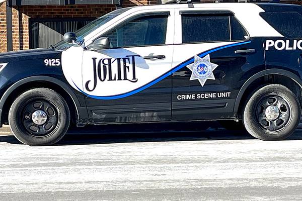 Unknown shooter in Joliet fired gunshot toward the ground