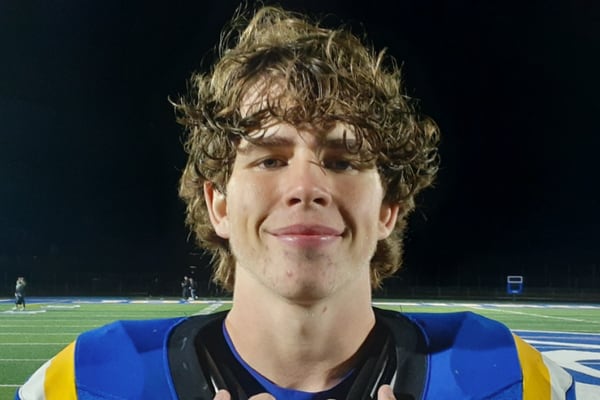 Jacob Vetter blocks potential game-winning FG in final seconds to lead Johnsburg past Addison Trail