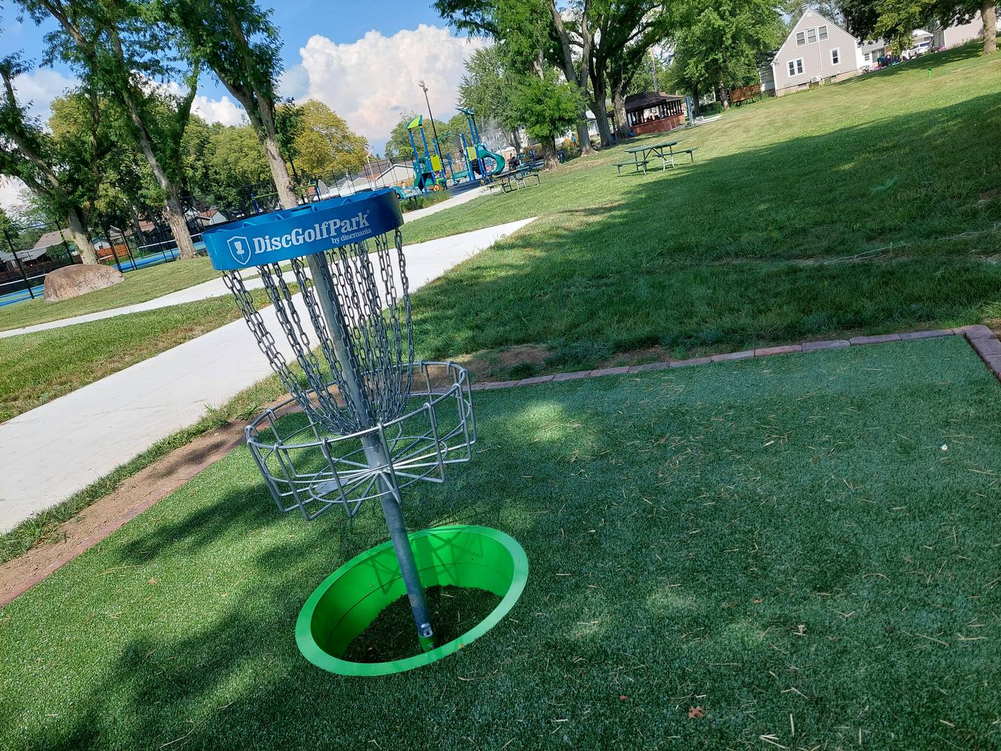 Disc golf consists of throwing the disc toward a goal – a six-foot pole with a basket underneath a ring at the top holding thin chains hanging from it to stop throws – with the player getting it in the basket in the fewest throws winning the hole. In foot golf, the object is the same, only kicking a soccer ball toward that same goal and the sunken three-foot-wide “cup” in the ground at the base. The fewest kicks wins the hole.
