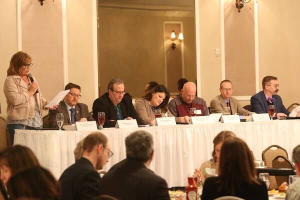 Illinois Valley mayors talk economic development, accomplishments during Utica event