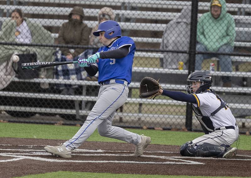 Newman’s Riley Mason ropes a ball but directly to Sterling’s Tyler McCafferty for an out Thursday, March 26, 2026.