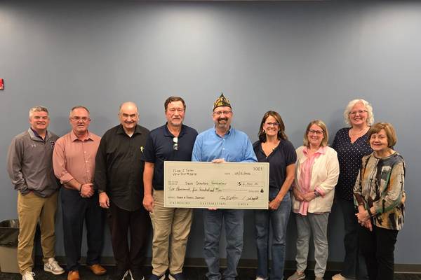 Rochelle VFW donates to David Crawford Foundation