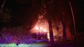 Fire leaves 2 apartments uninhabitable in Algonquin