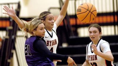 Byron outlasts Dixon in back-and-forth battle