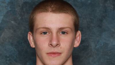 Sterling’s Cael Lyons gets two pins: Wednesday’s Sauk Valley roundup