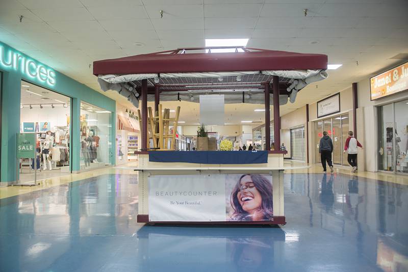 A kiosk at the mall will be used to sell beauty products.