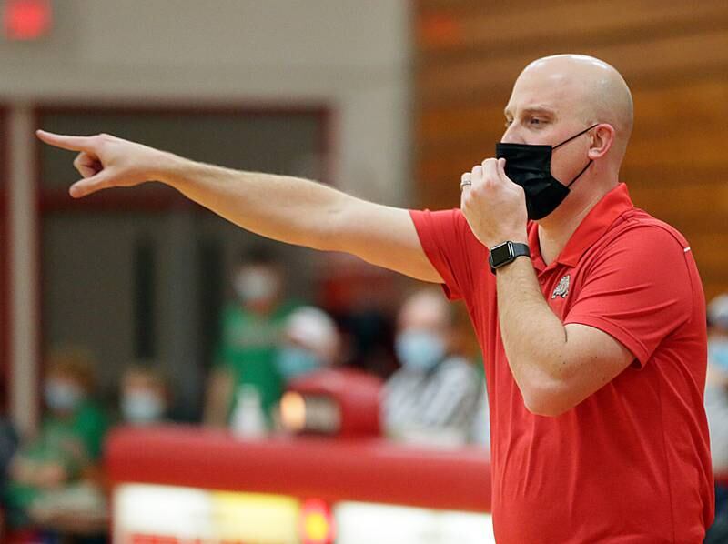 Streator head coach Beau Doty calls out a play for his Bulldogs on Wednesday, Feb. 10, 2021.