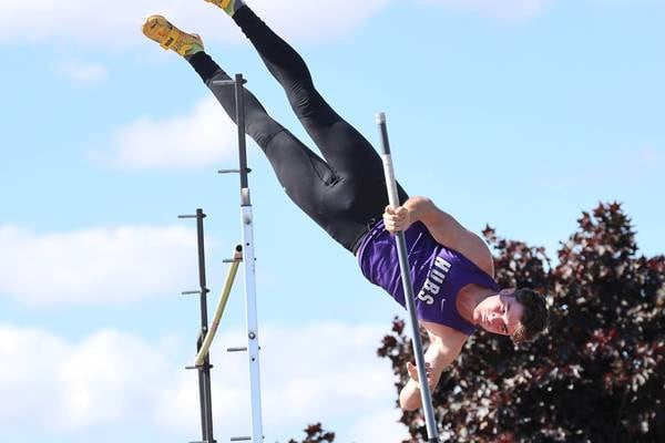 Rochelle, Byron finish in top 5 at 2A boys track and field sectional