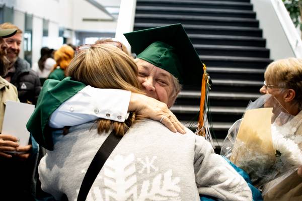 Kish College holds fall 2025 commencement ceremony