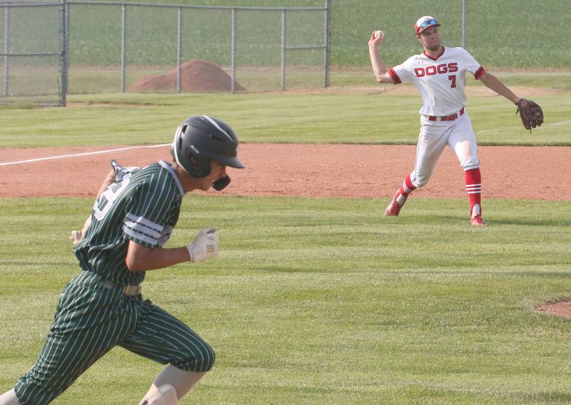 Streator's Landon Muntz throws to first base to throw out Richwood's Zack Gilbert during the Class 3A Sectional semifinal game on Wednesday, May 31, 2023 at Metamora High School.